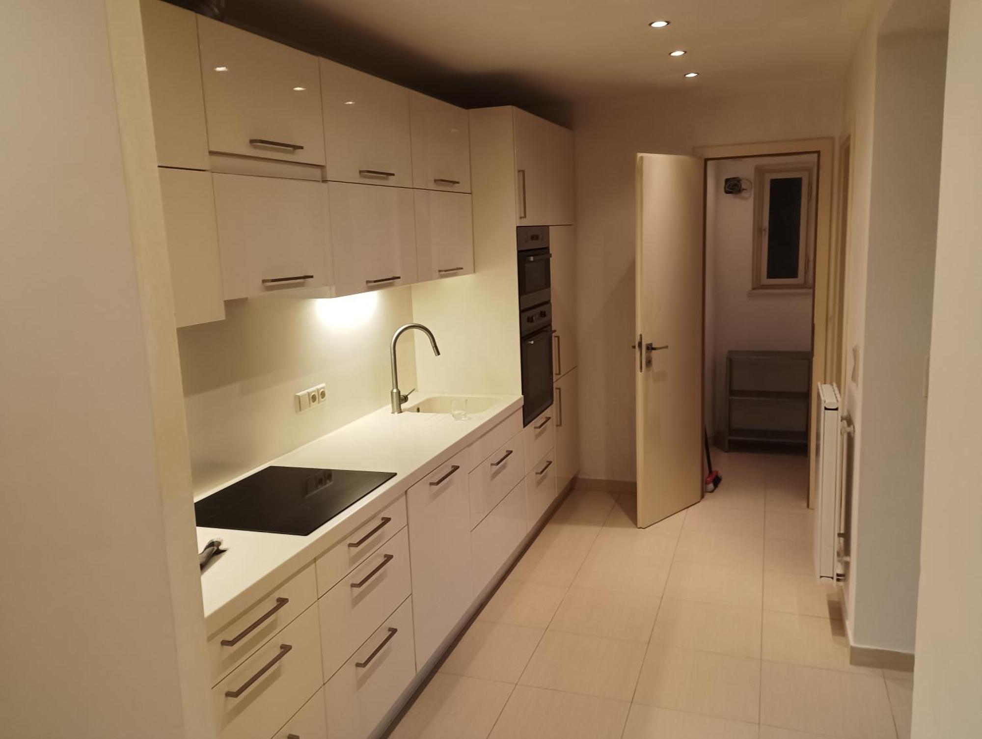Kwatera prywatna Spacious In 6 Near Center