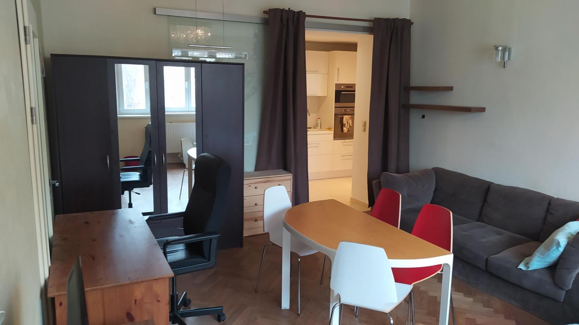 Kwatera prywatna Spacious In 6 Near Center *